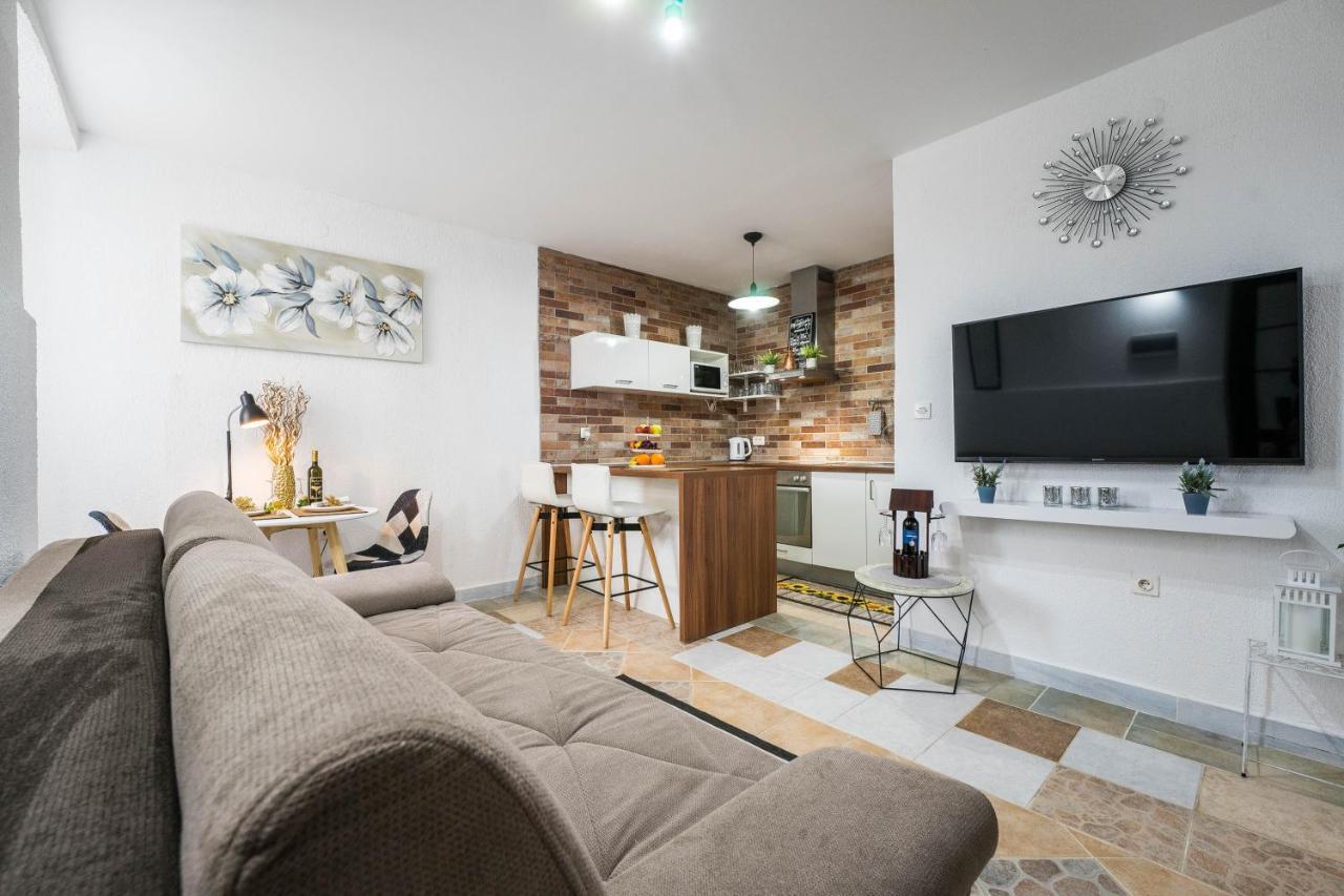 Apartman Evita ซาดาร์ ภายนอก รูปภาพ